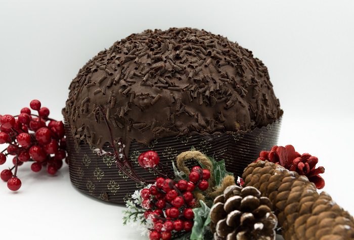 Il panettone, re delle feste da Nord a Sud in Italia, lievitato sempre più raffinato nelle ricette del Natale