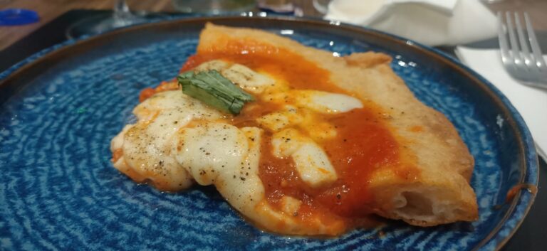 La provola e pepe di ROVI Pizzeria
