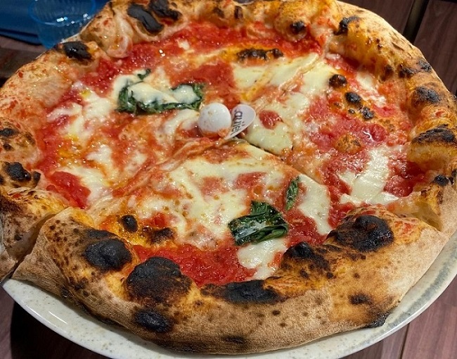 “Quiet”, Aversa riscopre il tempo del gusto tra pizza e cucina d’autore