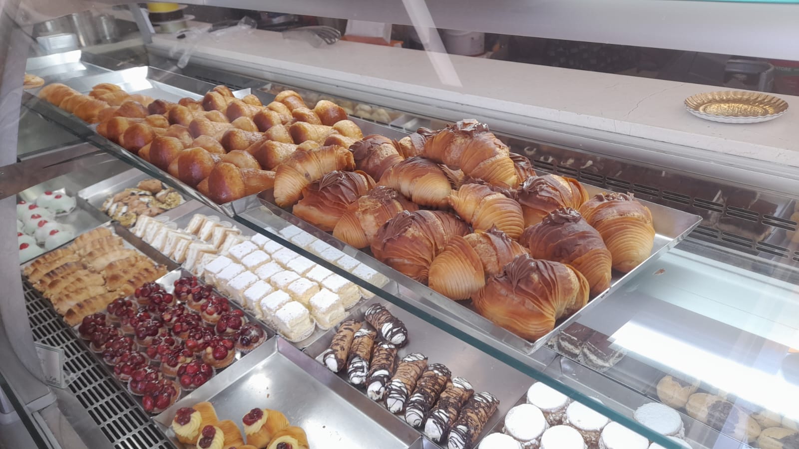 Vincenzo Donnarumma e i "Peccati di gola" a Pimonte, un sentiero di sapori e dolcezza tra gli Dei